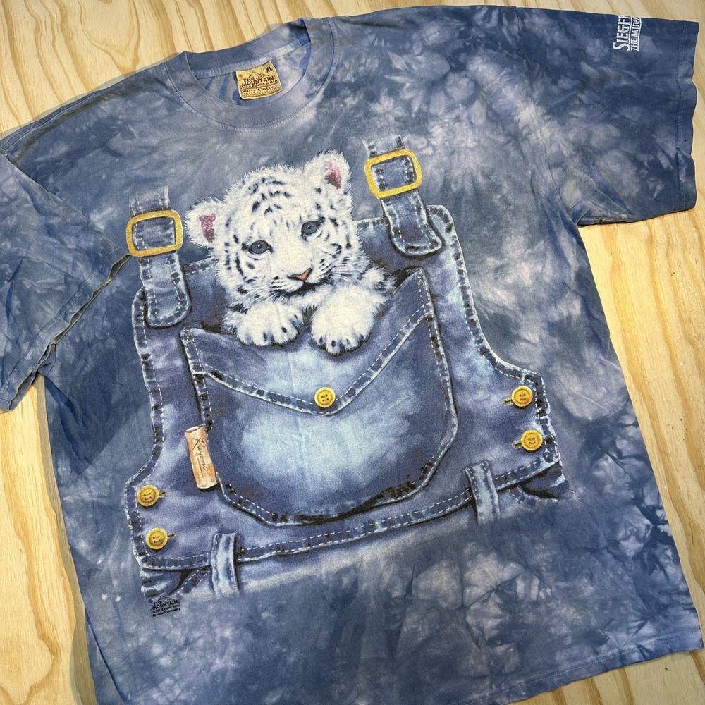 The Mountain Siegfried & Roy White Tiger Overalls Tie Dye Graphic T-Shirt XL